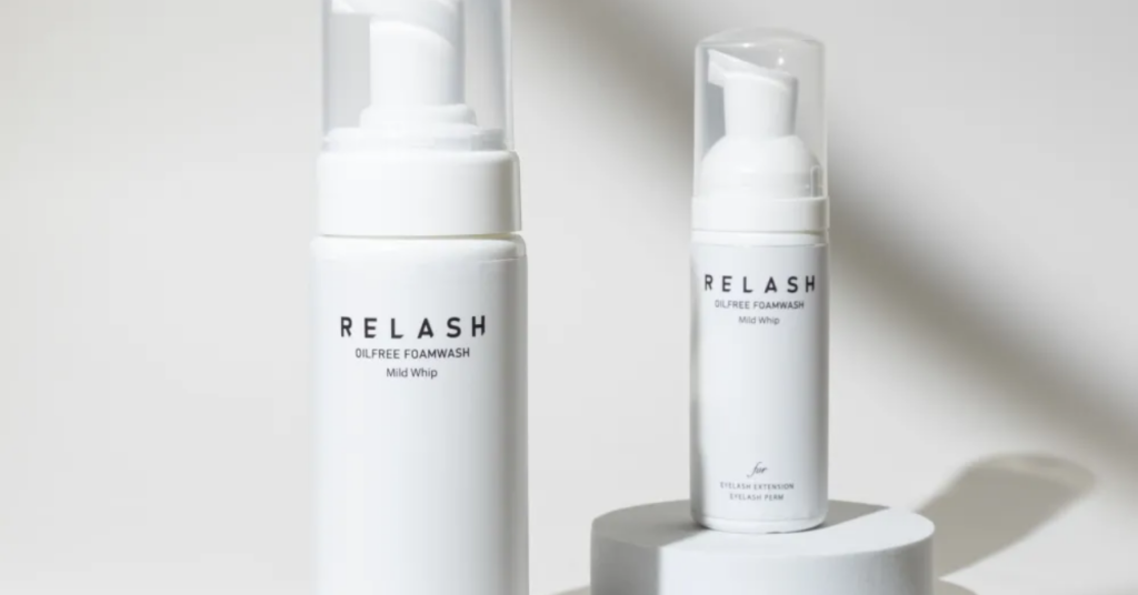 リラッシュマイルドホイップの容器が2本並んでいるイメージ画像